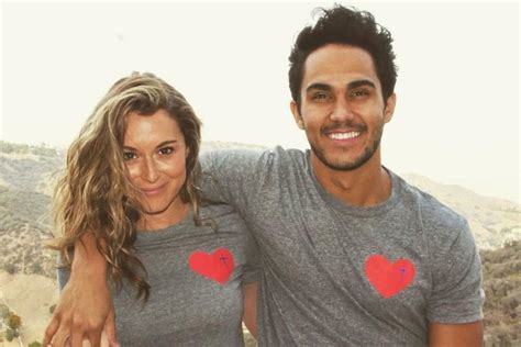 Carlos & Alexa (@penavega) Official